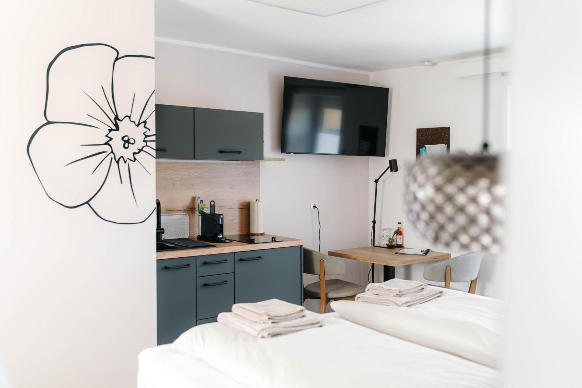Pension Blumenwiese - Mitten Im Thermenland Burgau Exterior photo